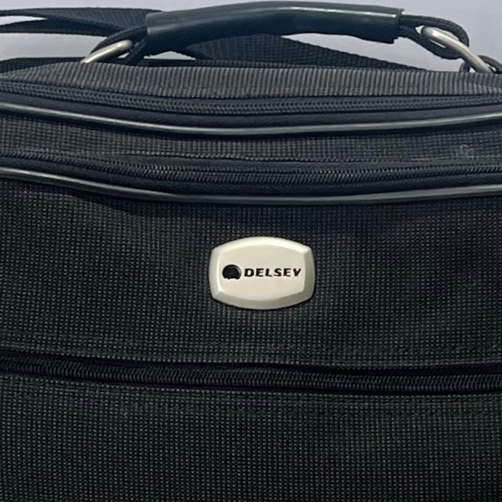 Delsey Black Helium Briefcase Laptop Travel Bag Heavy Canvas Carry Strap Handle - Picture 2 of 10